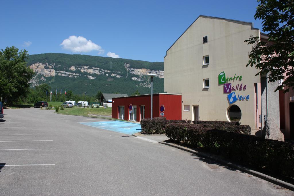 蓝谷酒店 Montalieu-Vercieu 外观 照片